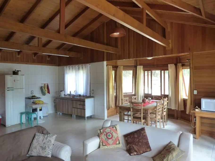 Morada Da Araucaria Villa Campos do Jordao Holiday home